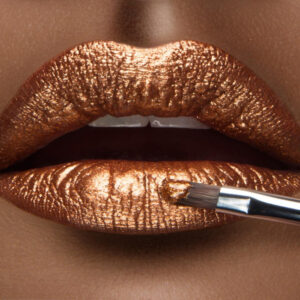 Lip gloss metallic